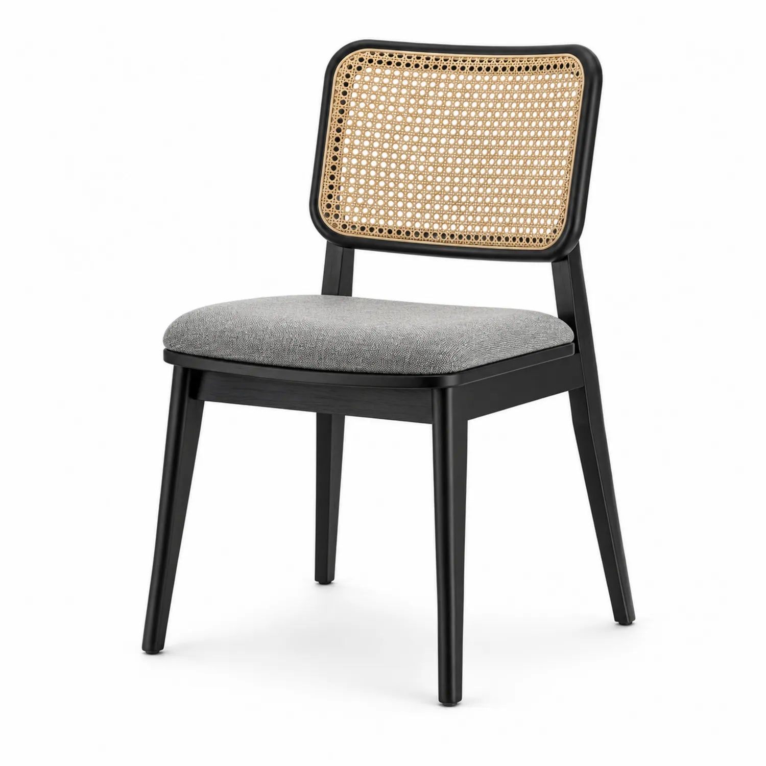 Silla de madera y ratán con cojín gris